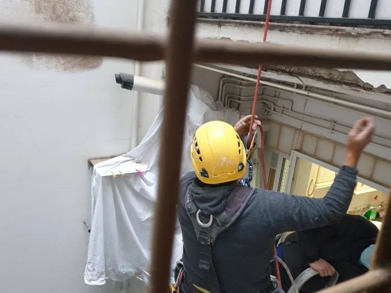 Trabajos verticales | En viviendas y comercios, Hospitalet Barcelona