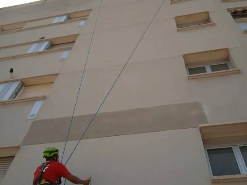 Trabajos verticales | En viviendas y comercios, Hospitalet Barcelona