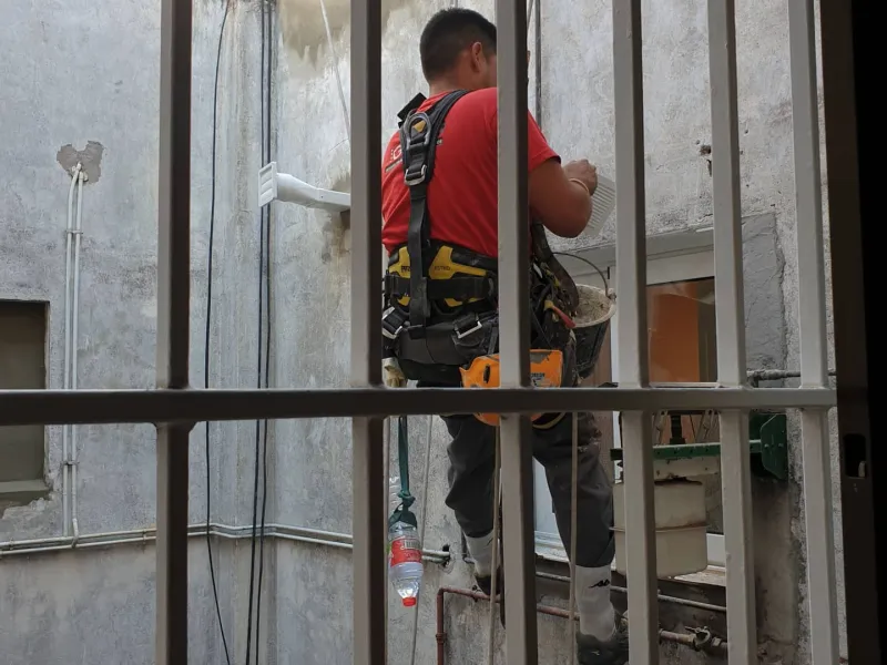 Trabajos verticales | En viviendas y comercios, Hospitalet Barcelona